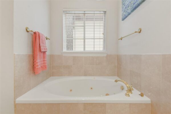 14 Pinewold Court  Houston 77056 Harris - Image 26