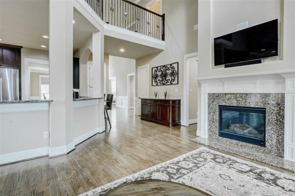 1418 Du Barry Lane  Houston 77018 Harris - Image 13