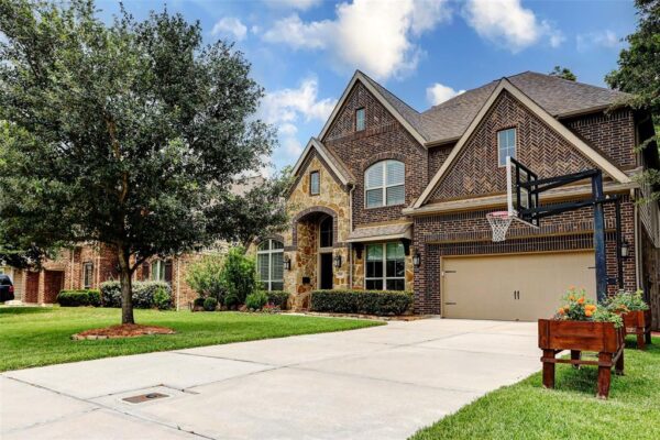 1418 Du Barry Lane  Houston 77018 Harris - Image 2