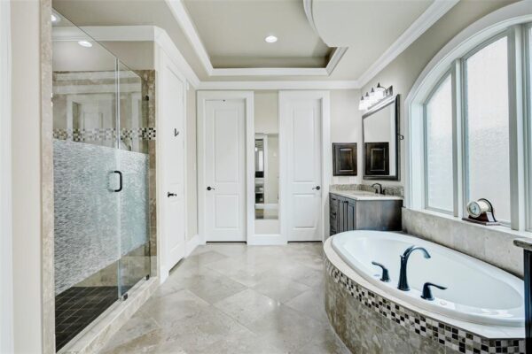 1418 Du Barry Lane  Houston 77018 Harris - Image 27