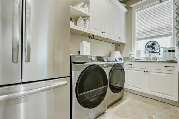 1418 Du Barry Lane  Houston 77018 Harris - Image 28