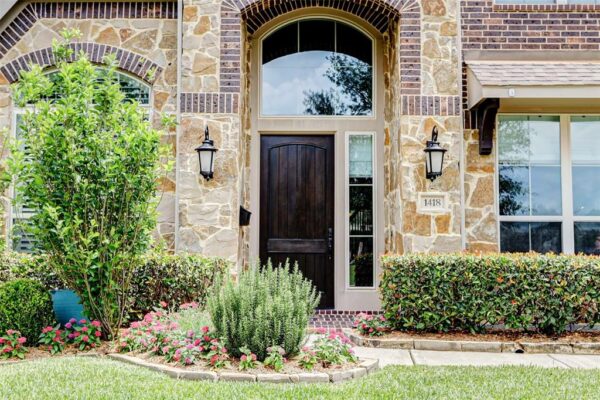 1418 Du Barry Lane  Houston 77018 Harris - Image 3