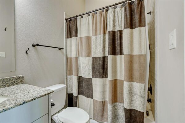 1418 Du Barry Lane  Houston 77018 Harris - Image 31