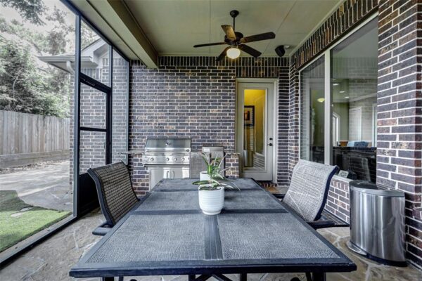 1418 Du Barry Lane  Houston 77018 Harris - Image 32