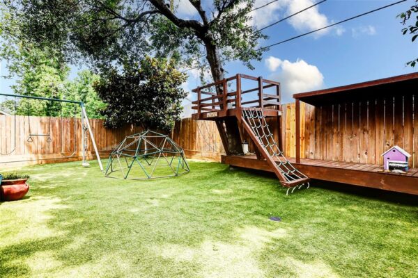 1418 Du Barry Lane  Houston 77018 Harris - Image 35