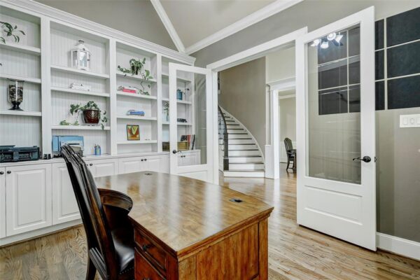1418 Du Barry Lane  Houston 77018 Harris - Image 6