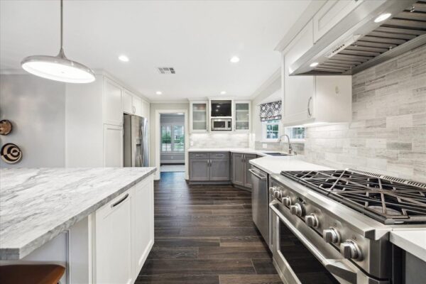 14330 Carolcrest Drive  Houston 77079 Harris - Image 20