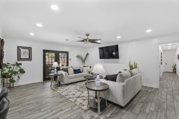 1441 Bingle Road  Houston 77055 Harris - Image 10