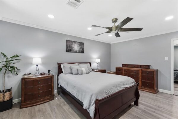 1441 Bingle Road  Houston 77055 Harris - Image 24
