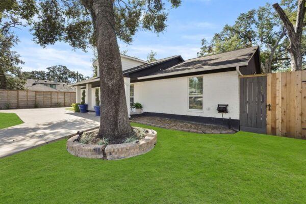 1441 Bingle Road  Houston 77055 Harris - Image 32