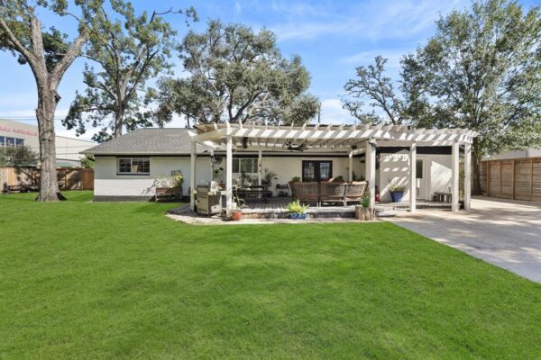 1441 Bingle Road  Houston 77055 Harris - Image 37