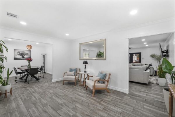 1441 Bingle Road  Houston 77055 Harris - Image 7