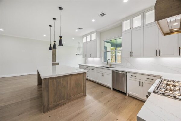 1441 Freedonia Drive  Houston 77055 Harris - Image 11