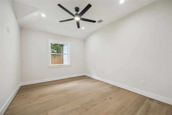 1441 Freedonia Drive  Houston 77055 Harris - Image 28