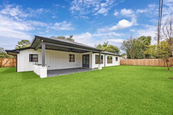 1441 Freedonia Drive  Houston 77055 Harris - Image 34