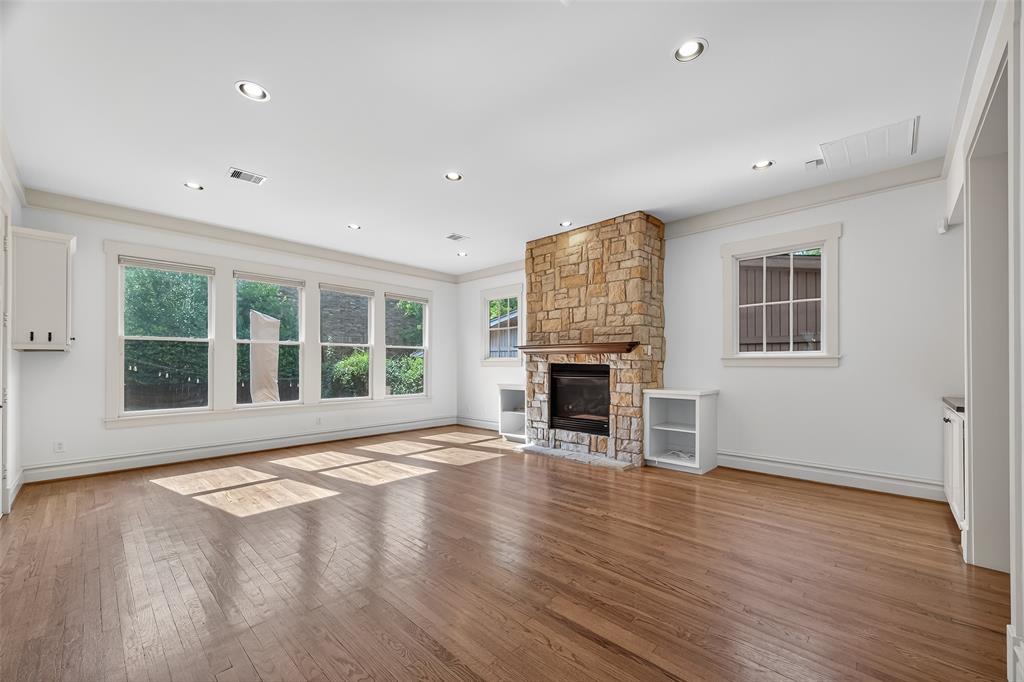 1445 Hall Place  Houston 77008 Harris - Image 12