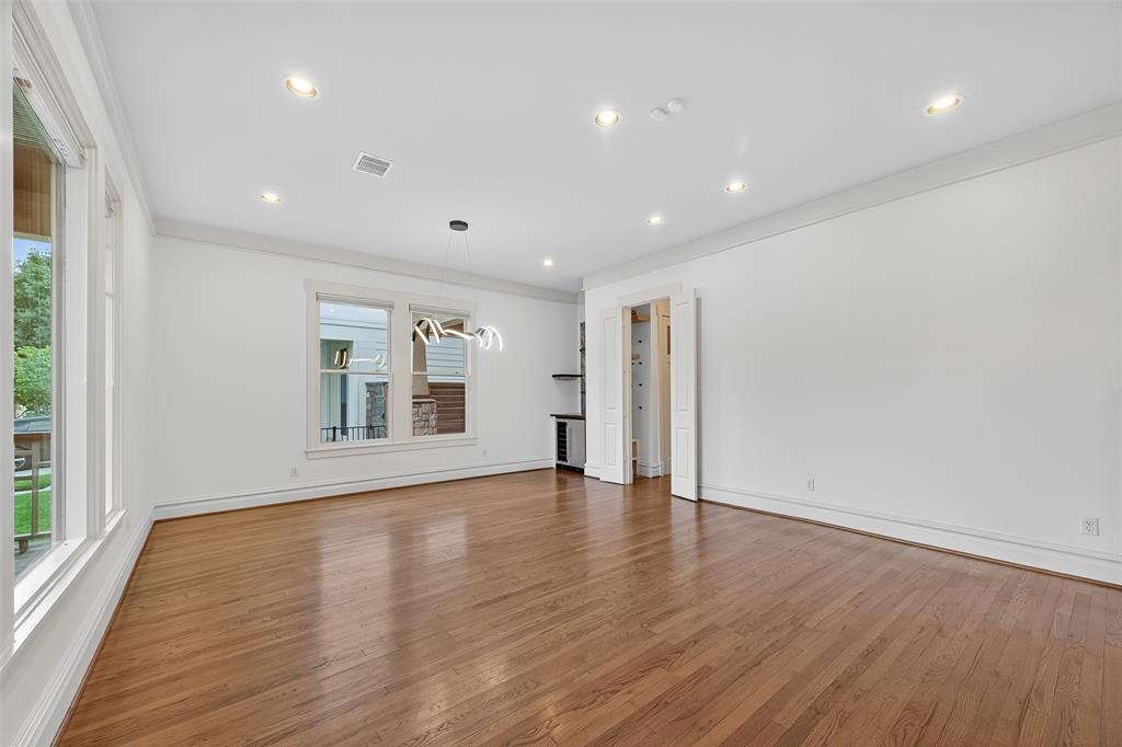 1445 Hall Place  Houston 77008 Harris - Image 14