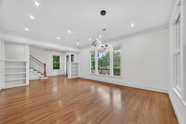 1445 Hall Place  Houston 77008 Harris - Image 16