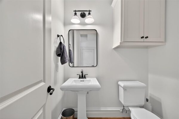 1445 Hall Place  Houston 77008 Harris - Image 17