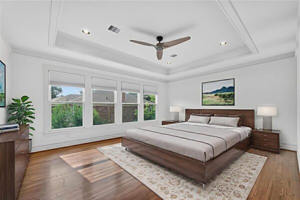 1445 Hall Place  Houston 77008 Harris - Image 19