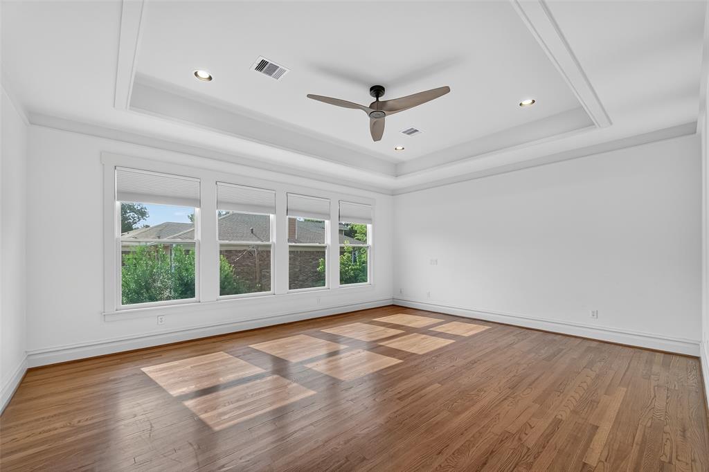 1445 Hall Place  Houston 77008 Harris - Image 20