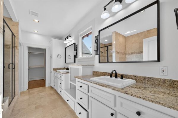 1445 Hall Place  Houston 77008 Harris - Image 23