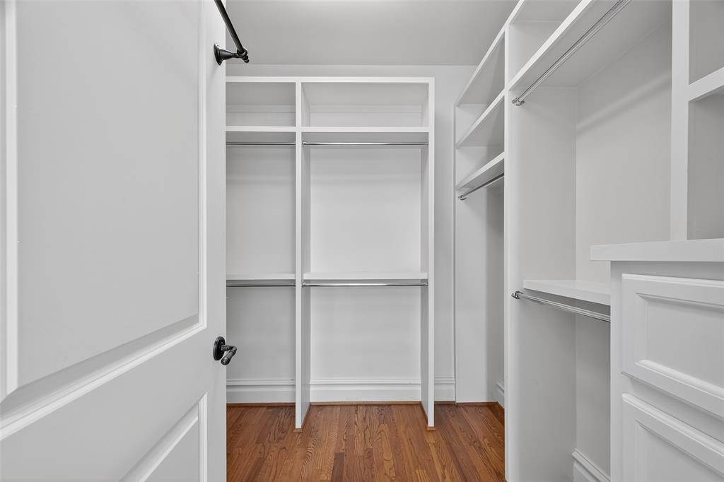 1445 Hall Place  Houston 77008 Harris - Image 25