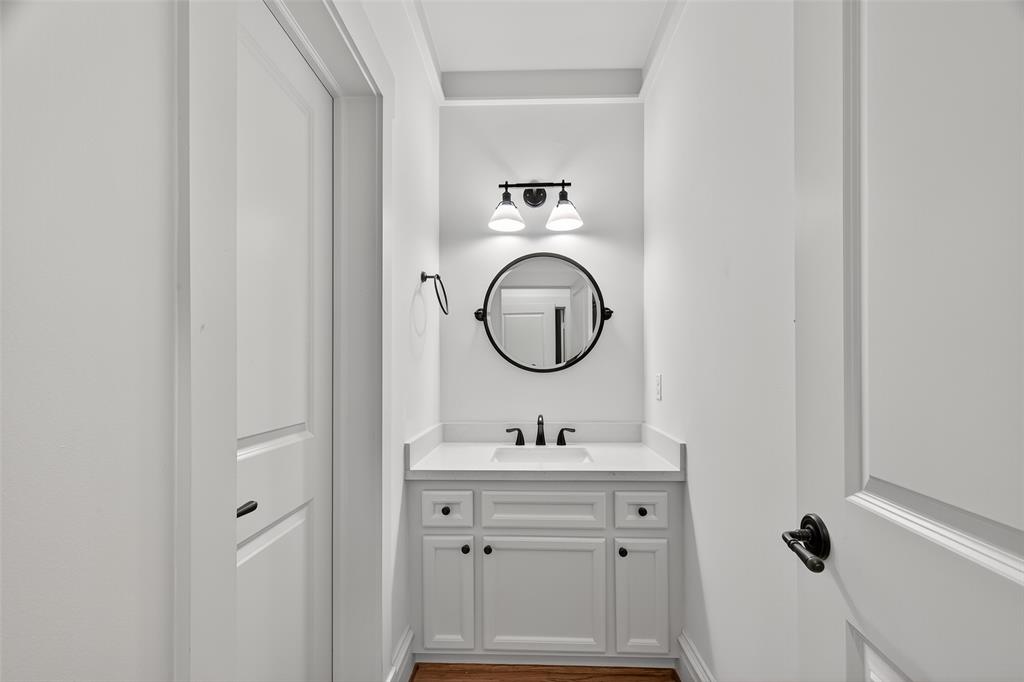 1445 Hall Place  Houston 77008 Harris - Image 33
