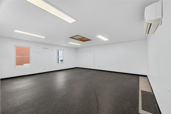 1445 Hall Place  Houston 77008 Harris - Image 35