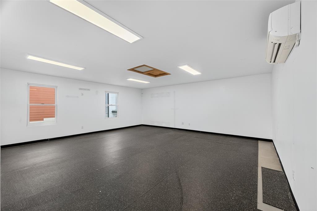 1445 Hall Place  Houston 77008 Harris - Image 35