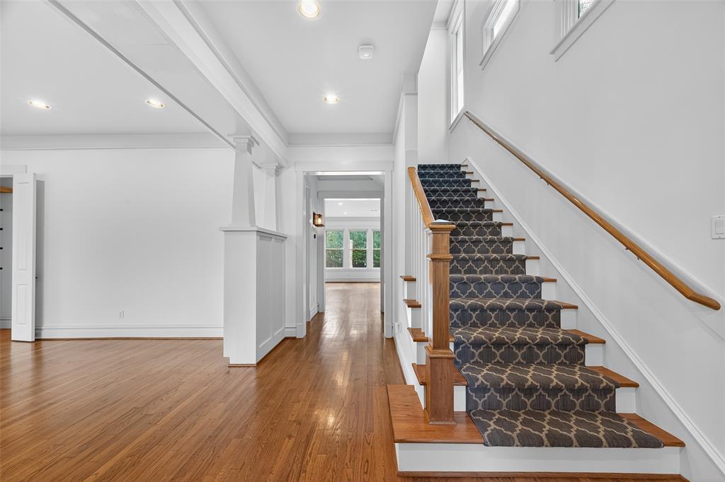 1445 Hall Place  Houston 77008 Harris - Image 4