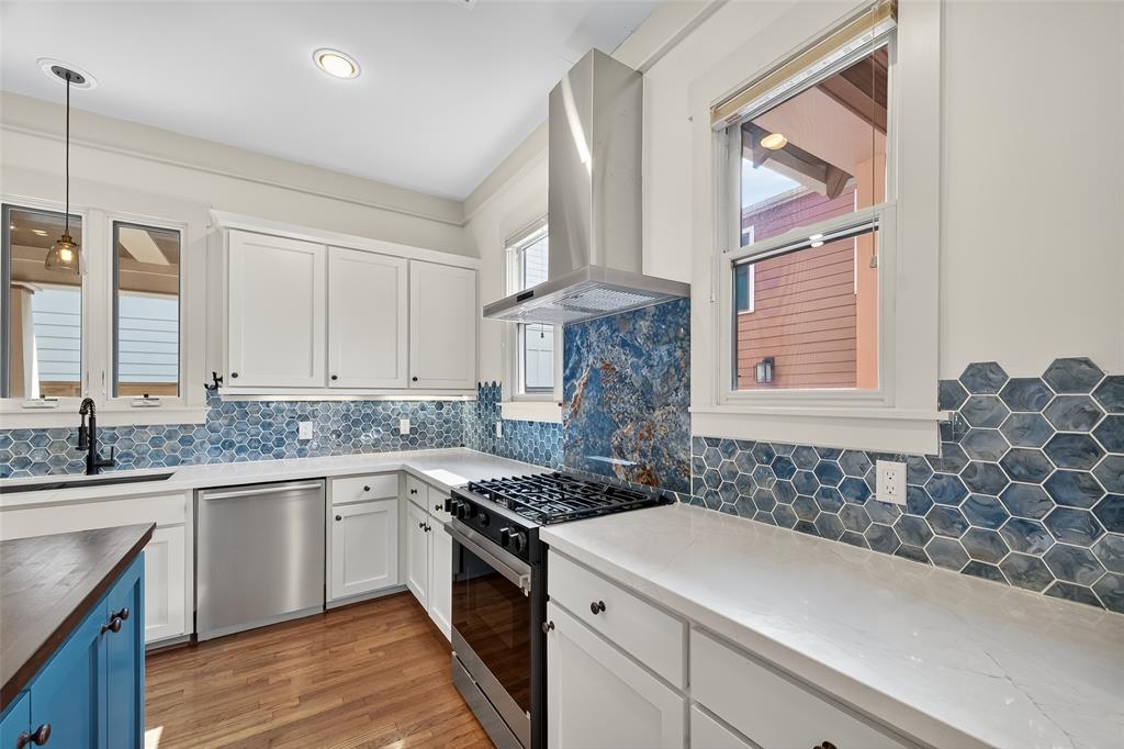 1445 Hall Place  Houston 77008 Harris - Image 6