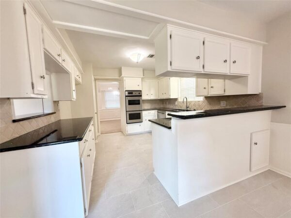 14910 Chadbourne Drive  Houston 77079 Harris - Image 11