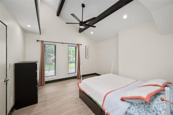 14919 Woodthorpe Lane  Houston 77079 Harris - Image 25