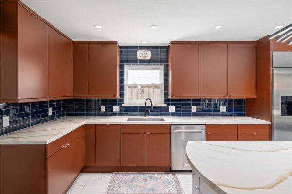 14919 Woodthorpe Lane  Houston 77079 Harris - Image 8