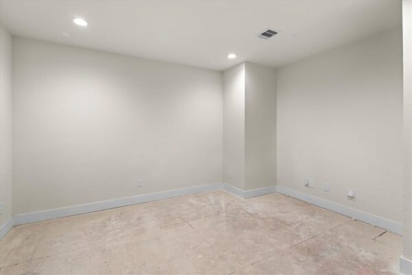 1504 Story Street  Houston 77055 Harris - Image 24