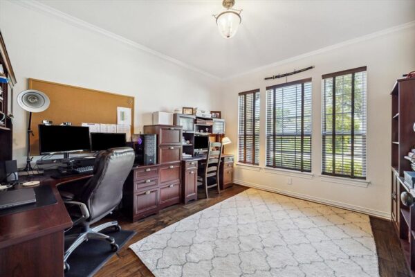 1515 Thornton Road  Houston 77018 Harris - Image 7