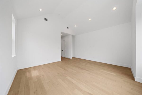 1516 Dorothy Street B Houston 77008 Harris - Image 17