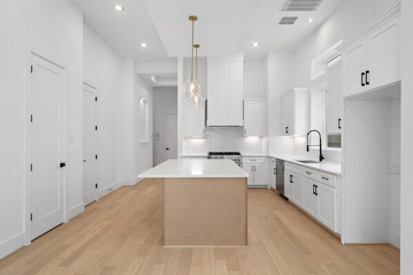1516 Dorothy Street B Houston 77008 Harris - Image 6