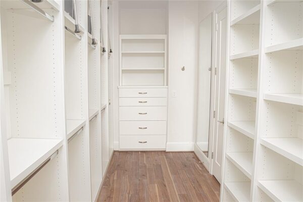 1530 Cunningham Parc Lane  Houston 77055 Harris - Image 13