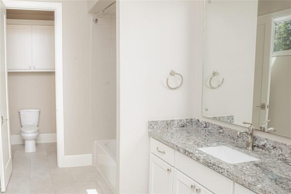 1530 Cunningham Parc Lane  Houston 77055 Harris - Image 18