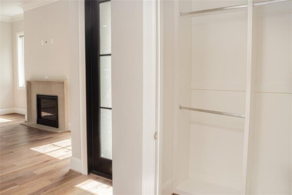 1530 Cunningham Parc Lane  Houston 77055 Harris - Image 9