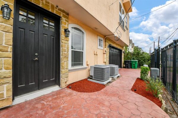 1620 Bingham Street  Houston 77007 Harris - Image 40