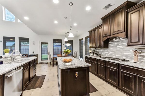 1706 Hewitt Drive  Houston 77018 Harris - Image 11