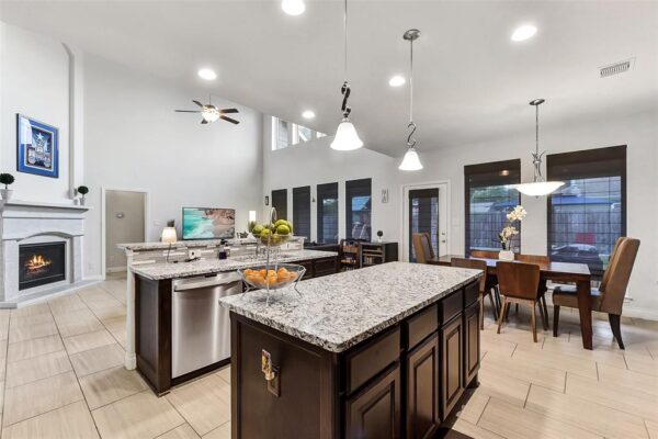 1706 Hewitt Drive  Houston 77018 Harris - Image 12