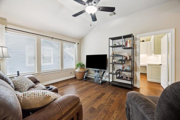 1718 Wakefield Drive  Houston 77018 Harris - Image 26