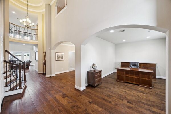 1718 Wakefield Drive  Houston 77018 Harris - Image 5