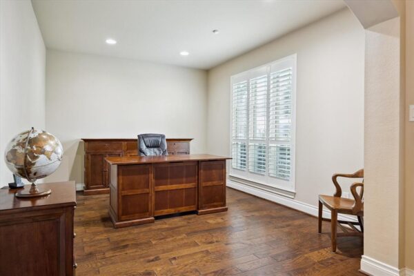 1718 Wakefield Drive  Houston 77018 Harris - Image 6