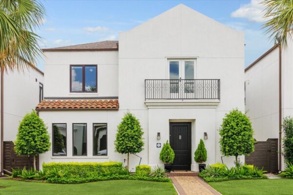 1724 Maravilla Drive  Houston 77055 Harris