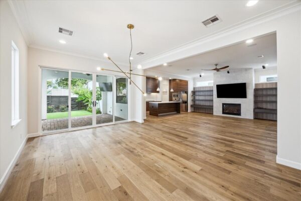 1724 Maravilla Drive  Houston 77055 Harris - Image 4